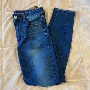 American Eagle Hi-Rise Slightly Distressed Jegging